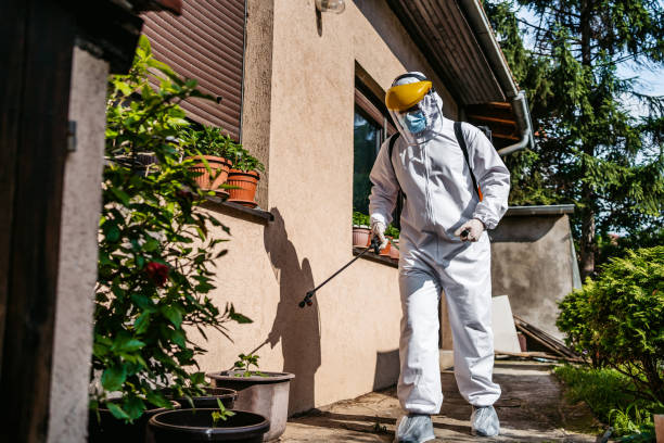 Best Commercial Pest Control Services  in Hallowell, ME